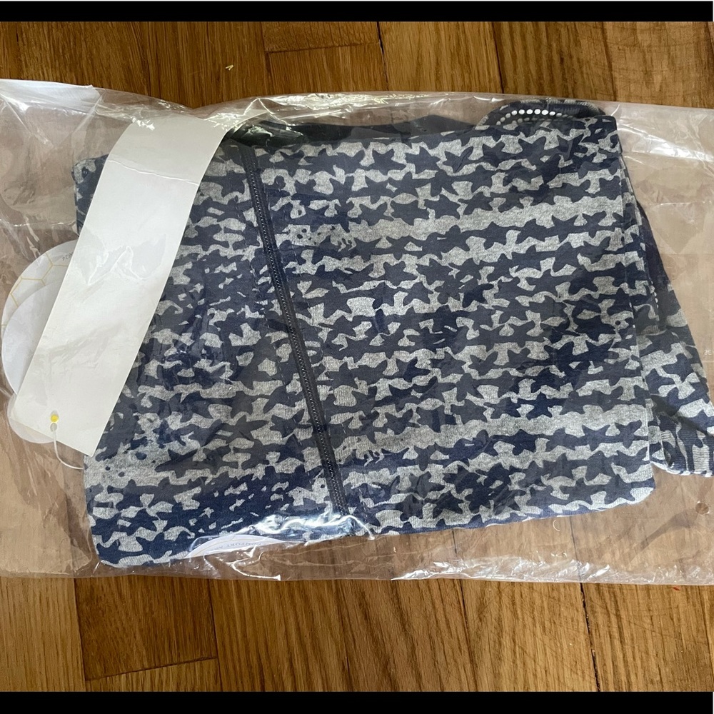 ๐ซSOLD๐ซ Burts Bees onesie with footie - Picture 1 of 4